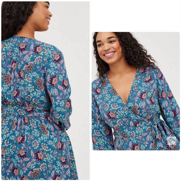 Torrid Floral Blue Georgette Wrap Tunic Blouse Size 0 - Picture 2 of 16